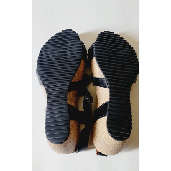 Taos Trulie Black EU 38 US 7.5 Leather Sandals Woven Strappy Wedge 2.5" - Picture 4 of 11